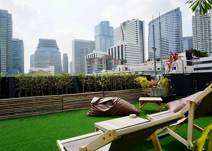 Hash Silom @ Silom Soi 3 *